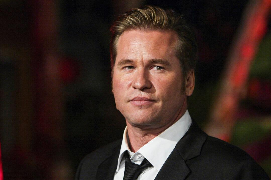 Val Kilmer, Star of ‘Top Gun’ and ‘Batman Forever,’ Dies at 65