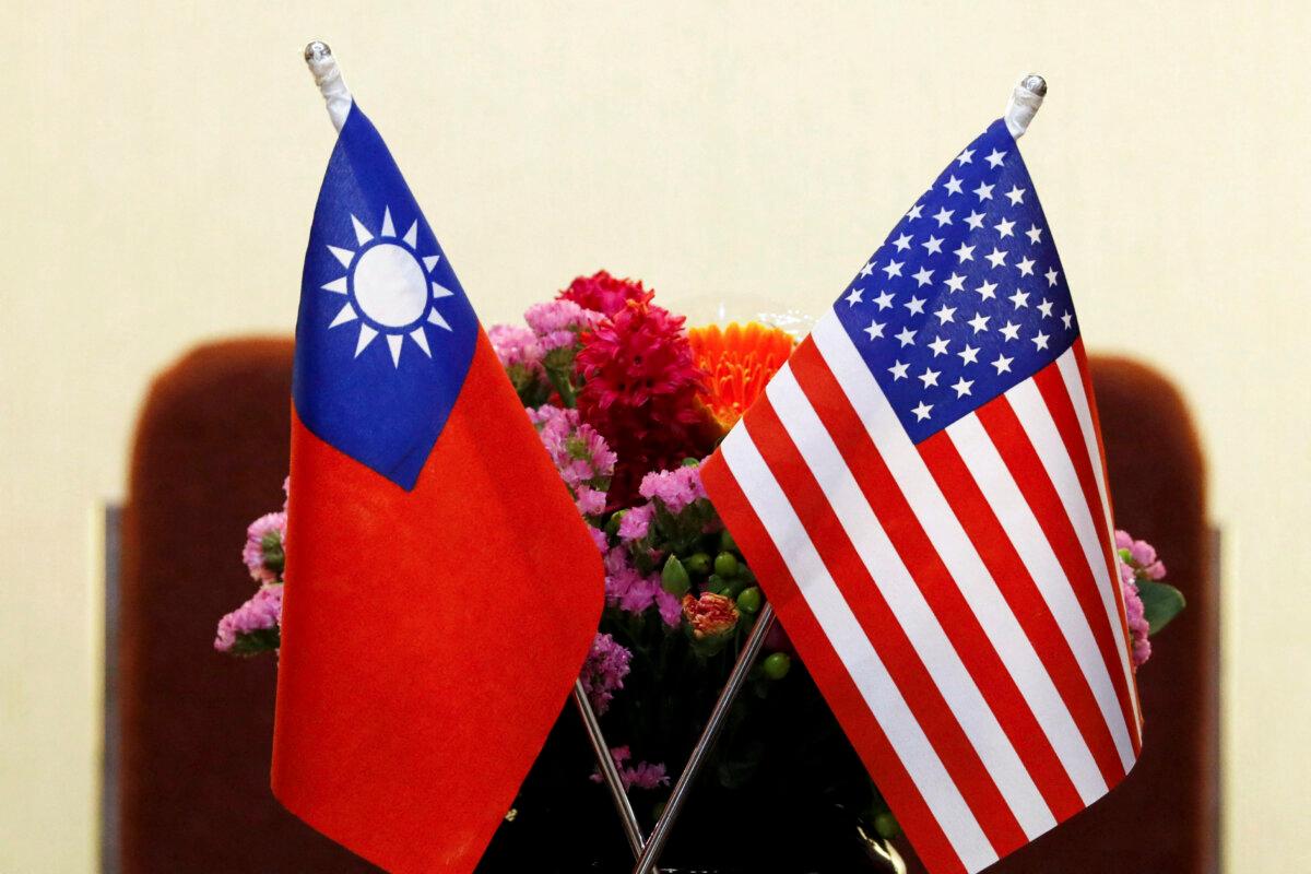 Taiwanese and U.S. flags displayed at a meeting between U.S. House Foreign Affairs Committee Chairman Ed Royce and Su Chia-chyuan, president of the Legislative Yuan, in Taipei, Taiwan, on March 27, 2018. (Tyrone Siu/Reuters)