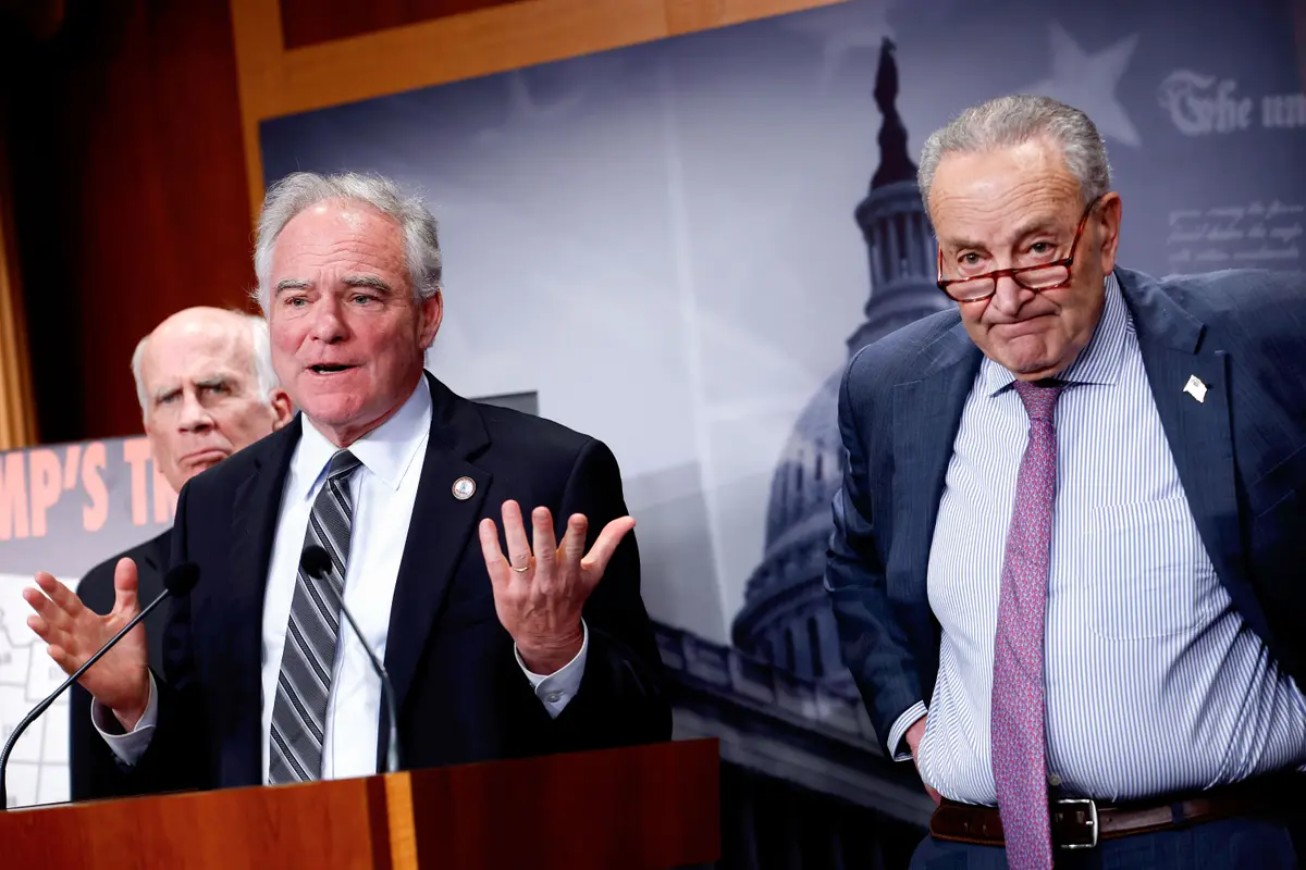 Senate Votes Against New Tariffs on Canada thumbnail