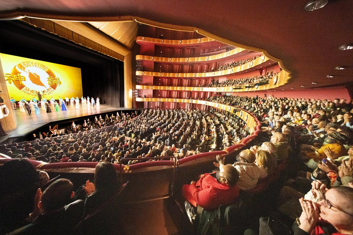 Chinese Immigrants Hope Shen Yun Can ‘Awaken’ Chinese People to See CCP Clearly