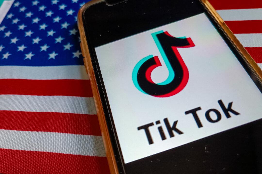 Trump Says His Team Is ‘Very Close’ to Reaching TikTok Deal as Deadline Nears