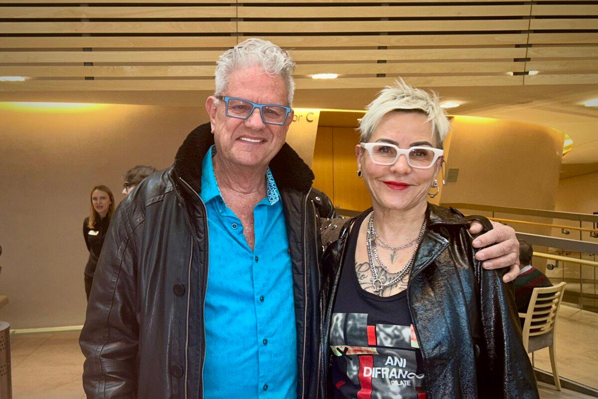 Greg English and Petra Mutch enjoyed Shen Yun at Toronto's Four Seasons Centre on April 5, 2025. (Xinxin Teng/The Epoch Times)