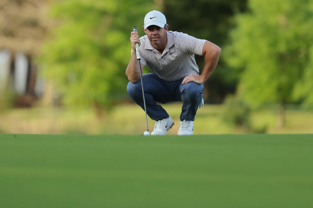 Rory McIlroy of Northern Ireland lines up a birdie putt on the 14th hole during the second round of the Texas Children's Houston Open 2025 at Memorial Park Golf Course in Houston, Texas, on March 28, 2025. (Jonathan Bachman/Getty Images)