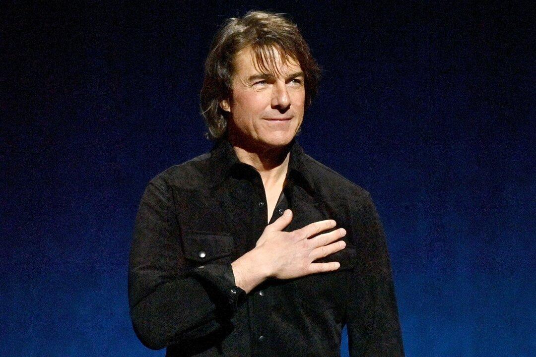 Tom Cruise Honors Late Val Kilmer: ‘I Wish You Well on Your Next Journey’