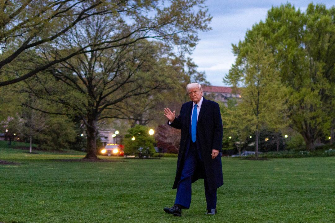 Trump Defends Tariffs as ‘Medicine’ Amid Market Tumble