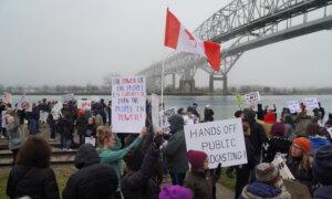 Hundreds Rally in Michigan to Protest Perceived Threat to Social Security and Medicare