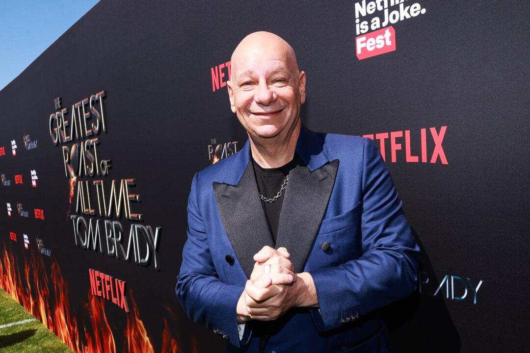 Comedian Jeff Ross Hospitalized After Allergic Reaction to Ice Cream