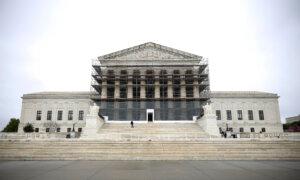 Supreme Court Blocks Judge’s Order to Return Man Deported to El Salvador