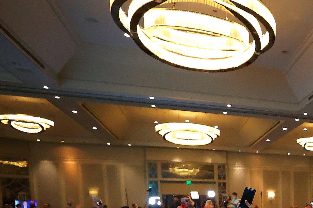 Can We Dump ‘Daring’ Art Now?