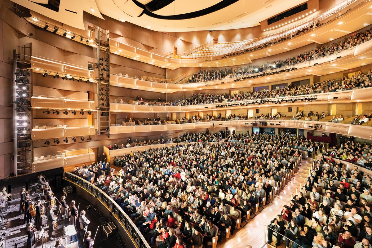 Shen Yun Enthralls Toronto With Its 2025 Performances