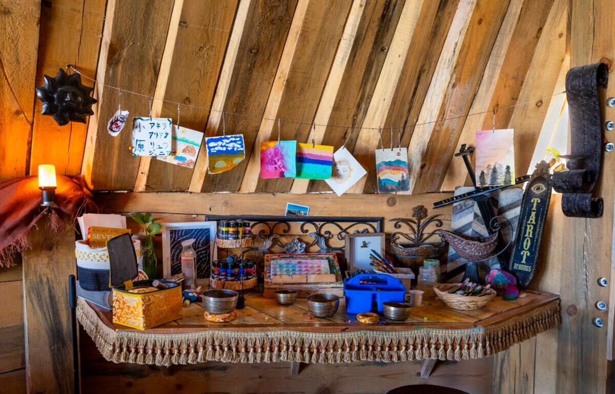 Art supplies are available for guests to use within the Game Room. (L.E. Baskow/Las Vegas Review-Journal/TNS)