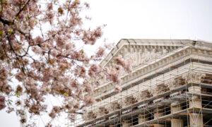 Supreme Court Pauses Orders Forcing Trump Admin to Rehire Labor Board Members