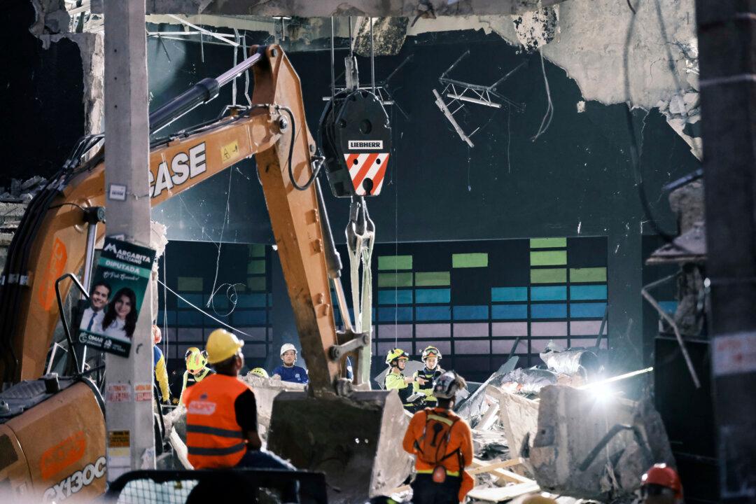 At Least 184 Killed in Dominican Club Roof Collapse as Officials Scramble to Identify Victims