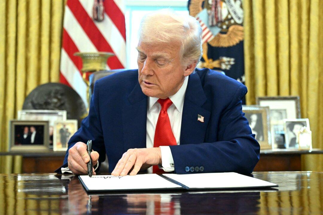 Trump Suspends Security Clearances Held by Employees at Law Firm Susman Godfrey