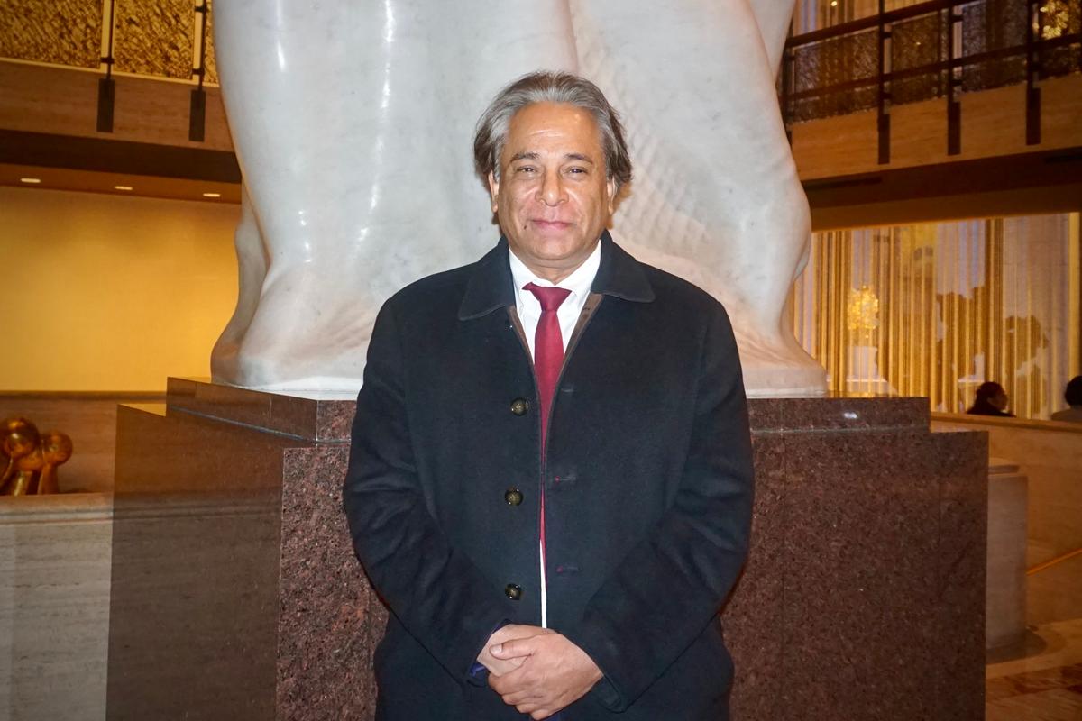 ‘They’re Expressing a Part of History’: Acting Teacher Inspired by Shen Yun