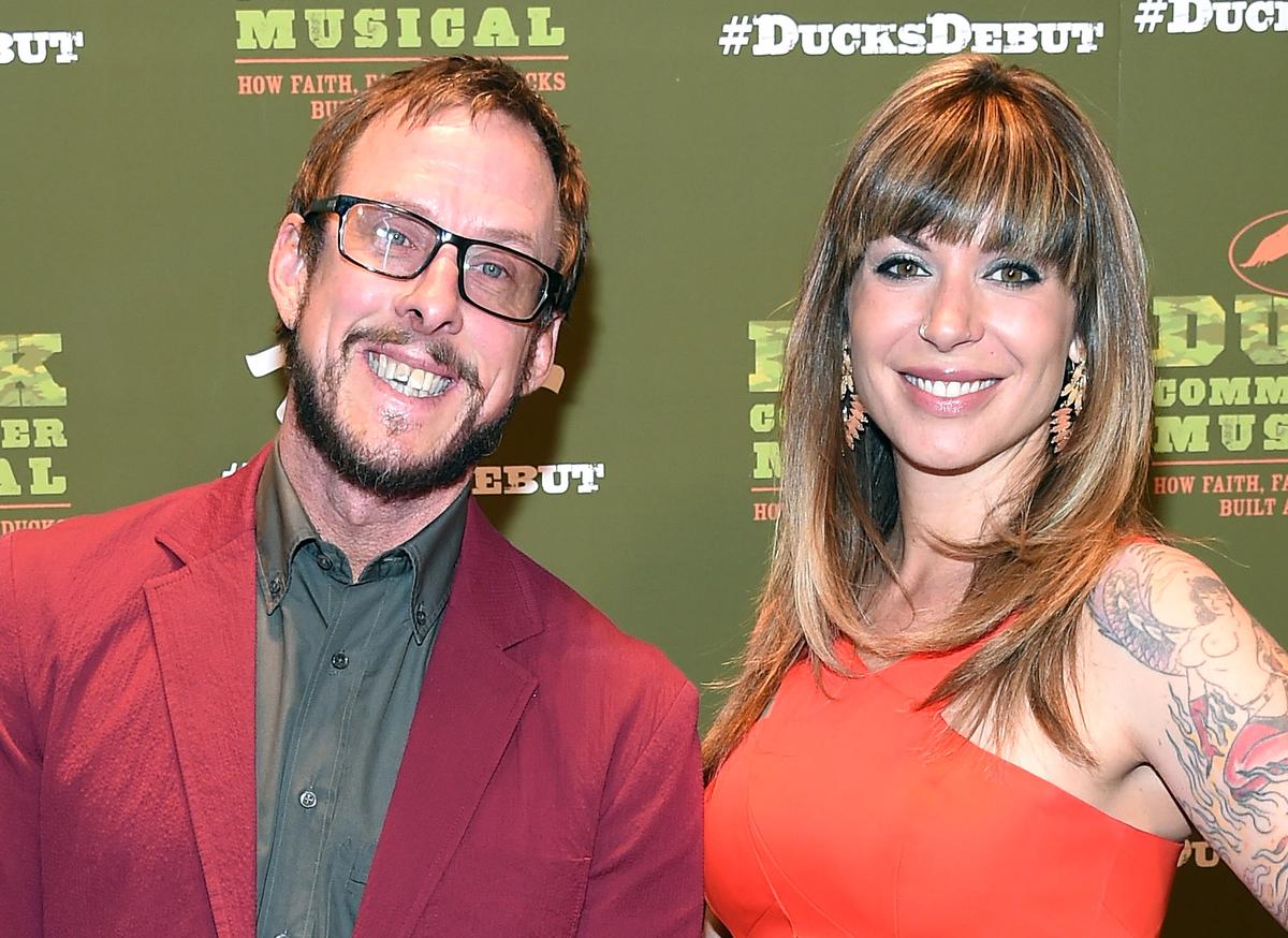 Wife of ‘Weezer’ Bassist Arrested After Allegedly Pointing Gun at Officers