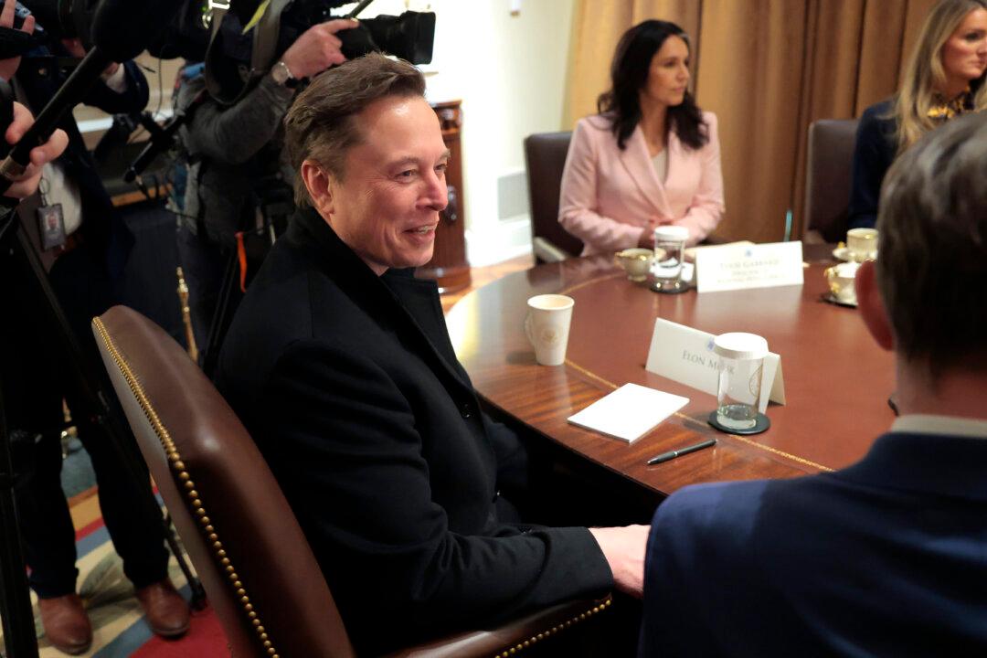 Musk Says DOGE Expects to Save $150 Billion by Reducing Waste, Fraud