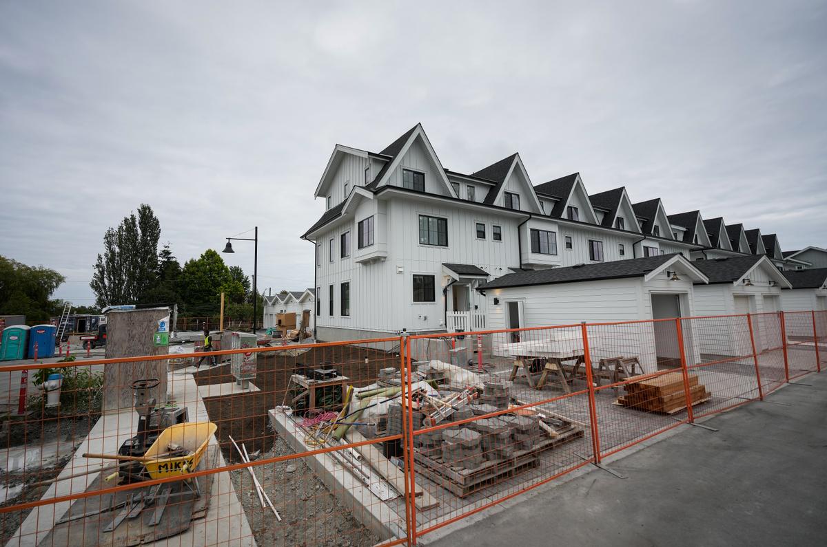 CMHC Reports Annual Pace of Housing Starts Slowed in March