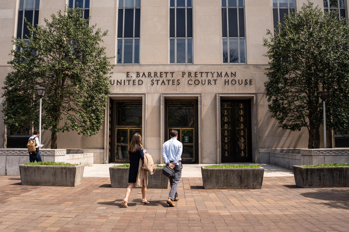 Federal Appeals Court Sides With Trump Admin in Mass Firing of CFPB Staff