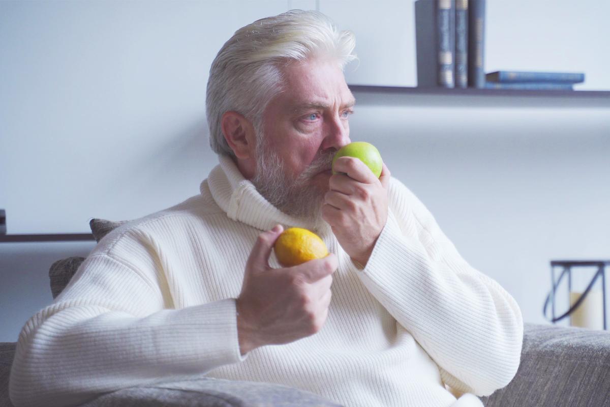 Smell Deficits Linked to Increased Mortality Risk in Older Adults