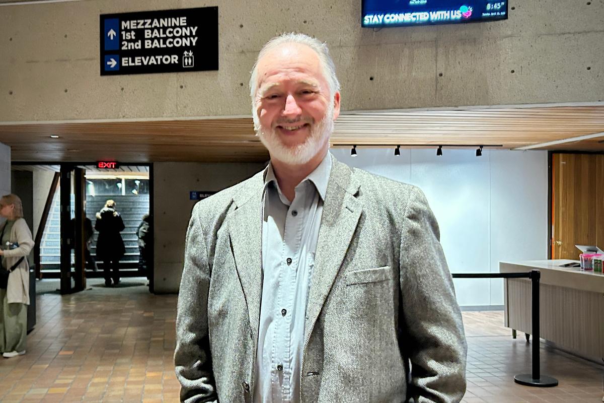 Audience Member Says Chinese Culture ‘Worth Protecting’