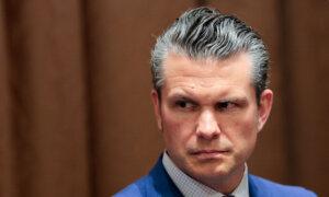 Top Pentagon Officials Placed on Leave in Probe of Unauthorized Disclosures