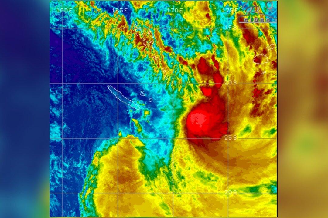 Cyclone Tam Leaves 24,000 Homes in the Dark Across New Zealand