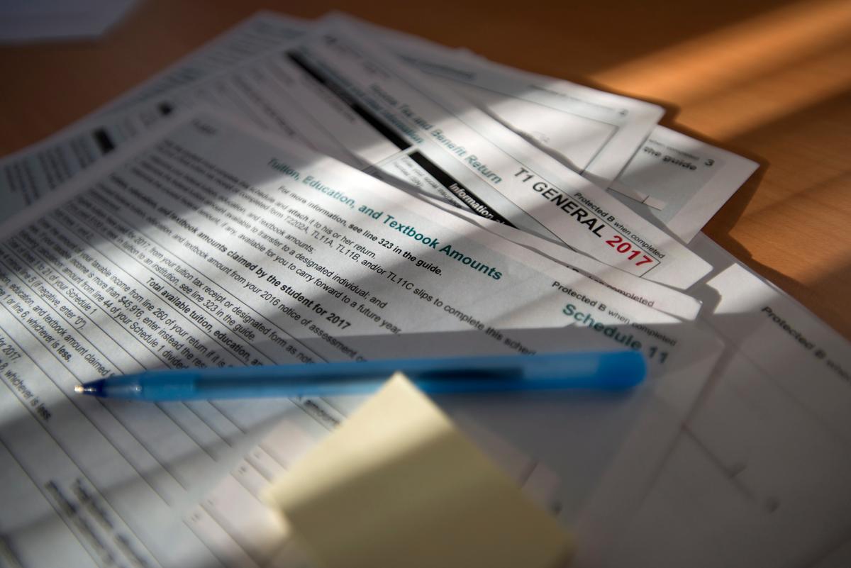 Have a Side Hustle? Here’s What You Need to Know as Tax Filing Deadlines Draw Near