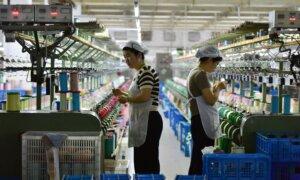 China’s Workers, Companies Fear Economic Crisis as Beijing Vows to ‘Fight to the End’ on US Tariffs