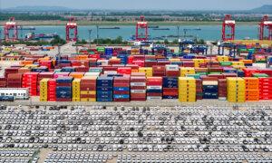 Trump Says China Has Reached Out on Tariffs, TikTok Deal May Come Later