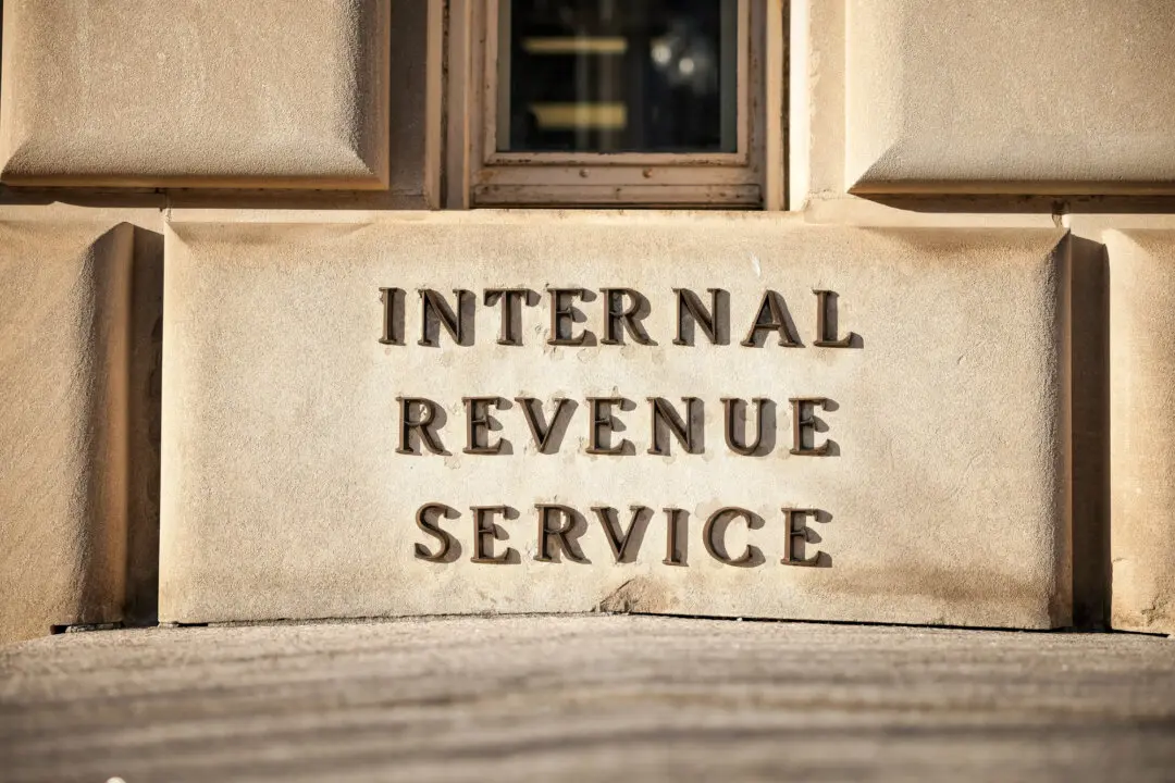 IRS Closes Down Free Direct File Service