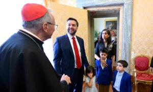 Vance Meets With Vatican Officials