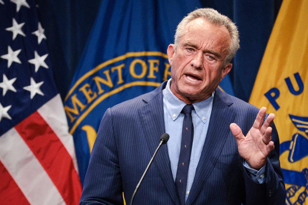 RFK Jr. to Testify to Senators on May 14