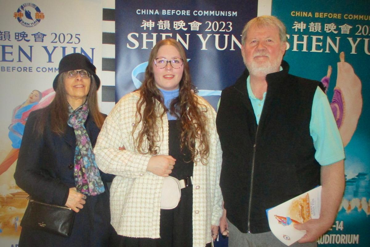 Stage Manager Stunned by Shen Yun: ‘It Was Beautiful, Gorgeous’