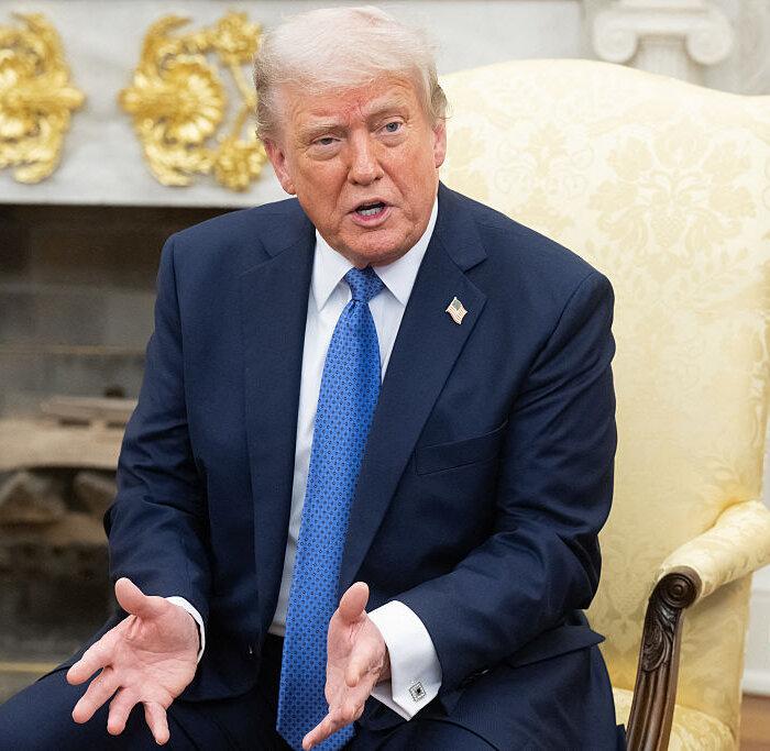 Trump Warns Putin After Deadly Kyiv Strike, Disputes Beijing’s Denial of Talks