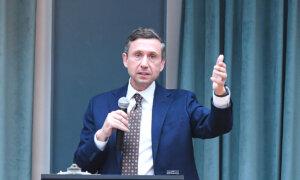 DNC Chair Rebukes Vice Chair David Hogg’s Push to Unseat Incumbent Democrats