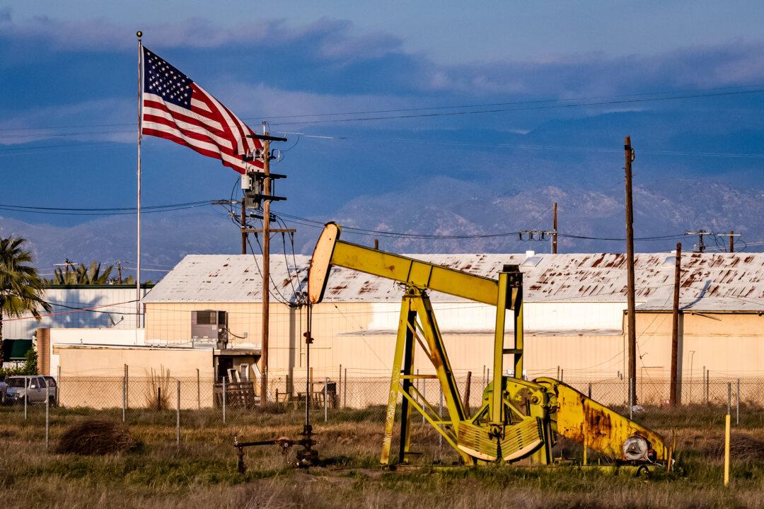 California’s New Oil Drilling Permits Drop From Thousands to Dozens Per Year