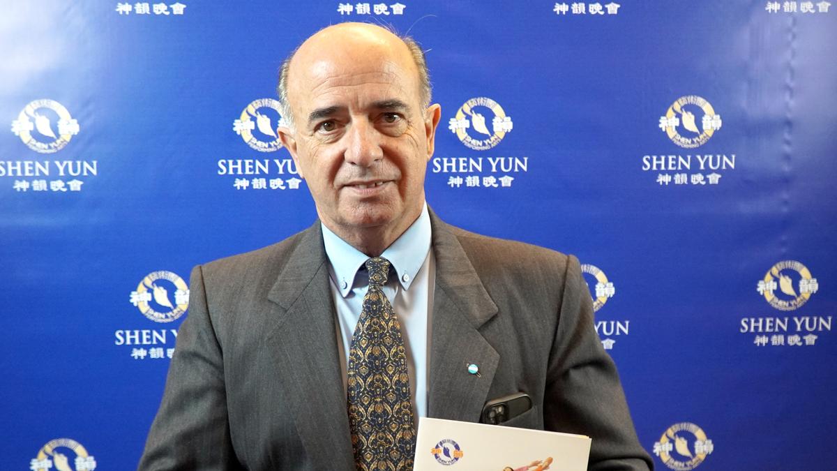 Shen Yun ‘Elevates the Human Being’ Says Argentine National Deputy thumbnail