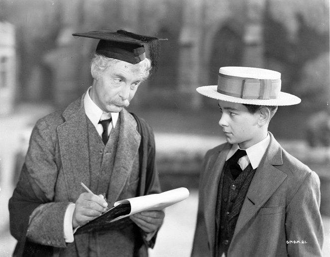 Mr. Chips's counsel and kindness earn him the affection and respect of the boys in his class. (Metro-Goldwyn-Mayer)