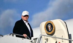 Trump Urges Putin to Sign Cease-Fire Deal