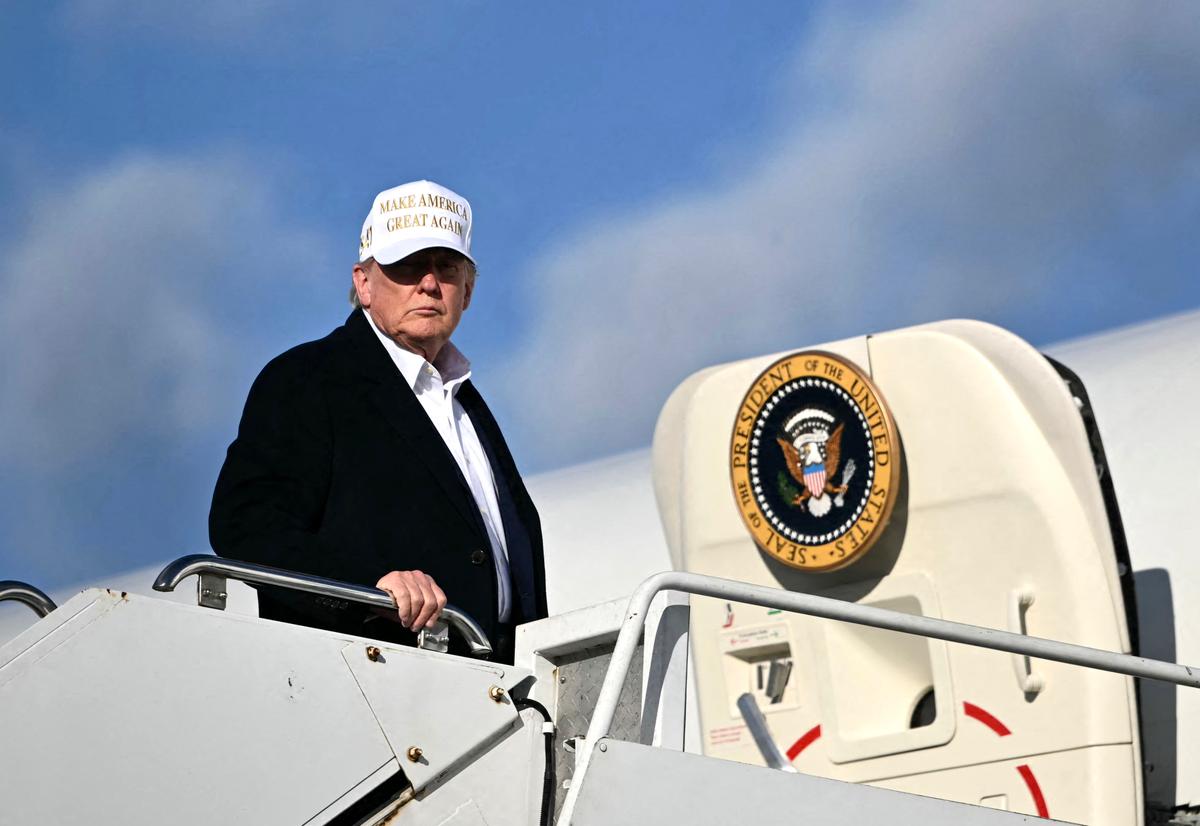 Trump Urges Putin to Sign Cease-Fire Deal