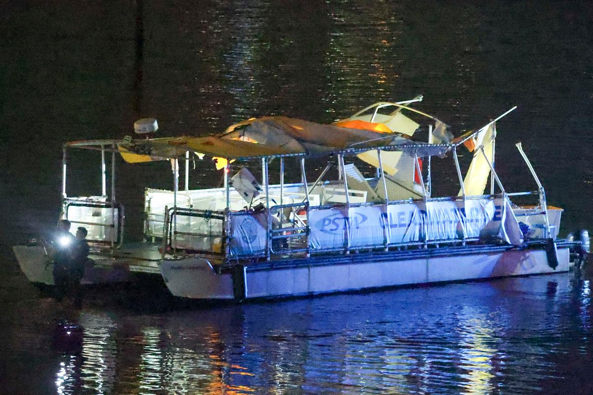 1 Dead, Multiple Injured After Boat Crashes Into Ferry in Florida