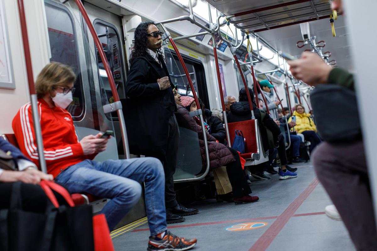 Rogers Begins Turning on Cellular Service in Some Remaining TTC Tunnels
