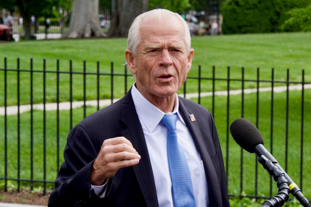 White House ‘Very Optimistic’ Supreme Court Will Strike Down Tariff Ruling, Navarro Says