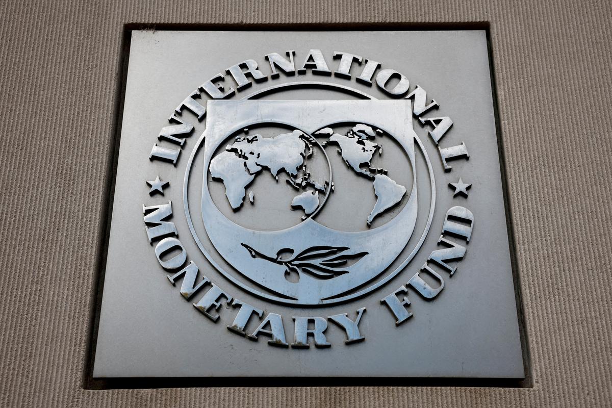 IMF Raises 2026 US Growth Forecast to 2.4 Percent
