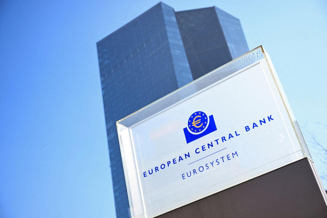 European Central Bank Cuts Rates as Trade Tensions Weigh on Outlook, Inflation Eases