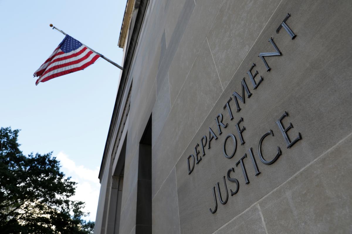 Top DOJ Official Seeks to Meet With Ex-Epstein Associate Ghislaine Maxwell