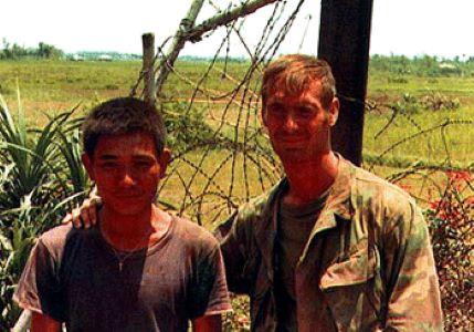 Lt. Norris (R) and Petty Officer 3rd Class Nguyen Van Kiet. The pair went behind enemy lines, disguised as fishermen in a sampan, to rescue Lt. Col. Iceal Hambleton. Norris was awarded the Medal of Honor and Nguyen was recognized with the Navy Cross for their actions. (Public Domain)