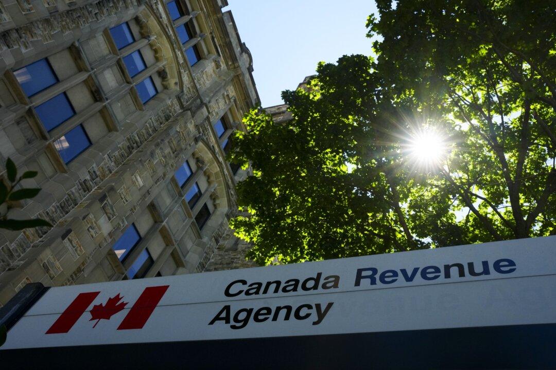 CRA Won’t Renew Contracts for More Than 1,000 Term Workers, Union Says