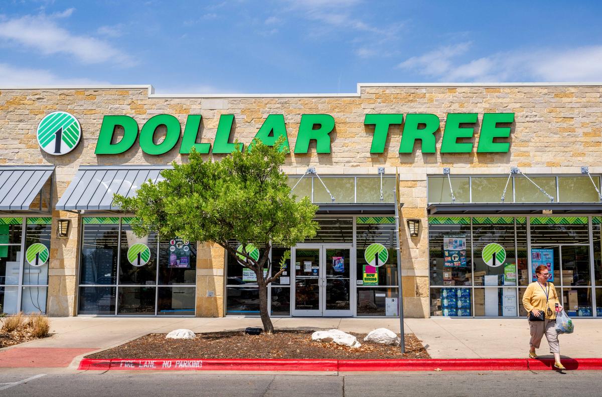 Dollar Tree Sales Rise, Views Economic Uncertainty as Opportunity